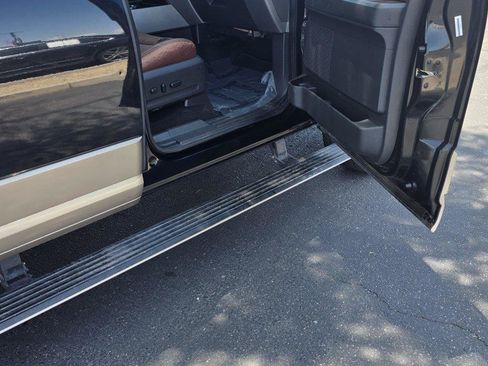 Used 2012 Ford Expedition King Ranch AWD/4WD image 10