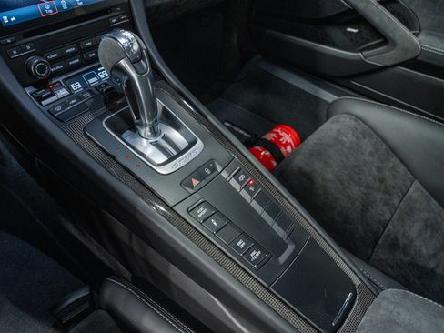 Used 2018 Porsche 911 GT2 RS RWD image 34