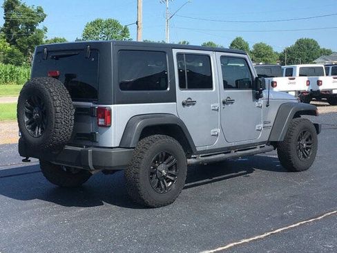 Used 2016 Jeep Wrangler Unlimited Sport w/ Quick Order Package 24S AWD/4WD image 3