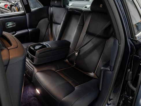 Used 2020 Rolls-Royce Ghost RWD image 15