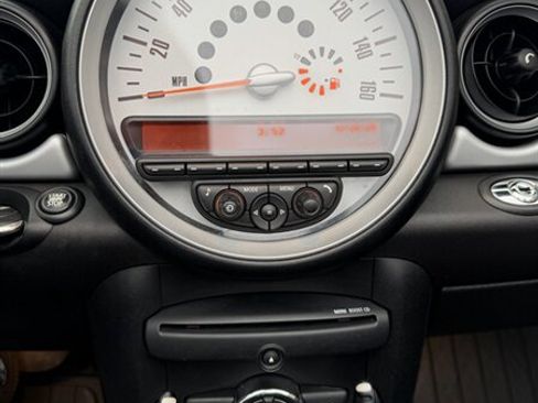 Used 2013 MINI Cooper Convertible image 44