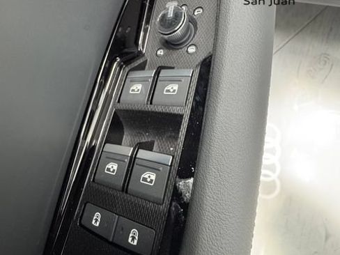 New 2026 Audi Q3 quattro 2.0T AWD/4WD image 32