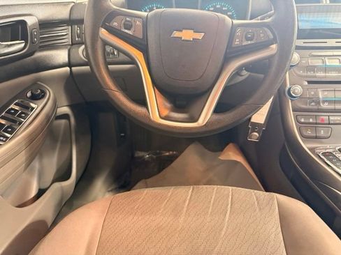 Used 2013 Chevrolet Malibu LS w/ Protection Package FWD image 17