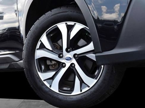 Used 2021 Subaru Outback Limited AWD/4WD image 3