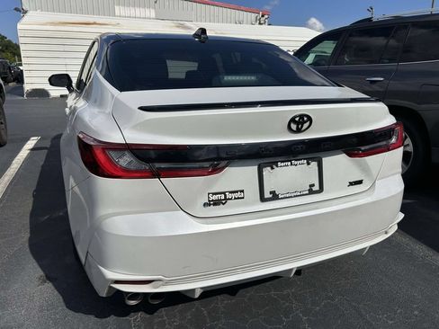 Used 2025 Toyota Camry XSE FWD image 2