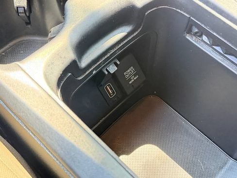 Used 2018 Honda CR-V LX image 28