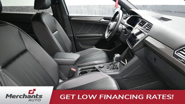 Used 2022 Volkswagen Tiguan SE R-Line AWD/4WD image 11