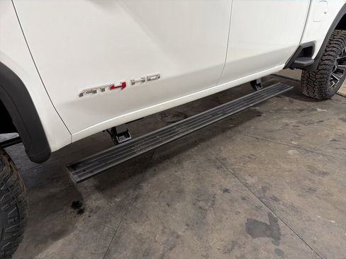 Used 2022 GMC Sierra 3500 AT4 w/ AT4 Preferred Package image 44