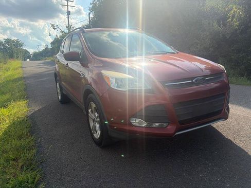 Used 2014 Ford Escape SE w/ Equipment Group 201A AWD/4WD image 3