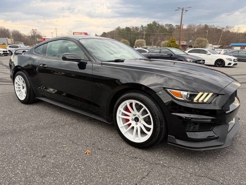 Used 2017 Ford Mustang GT image 6