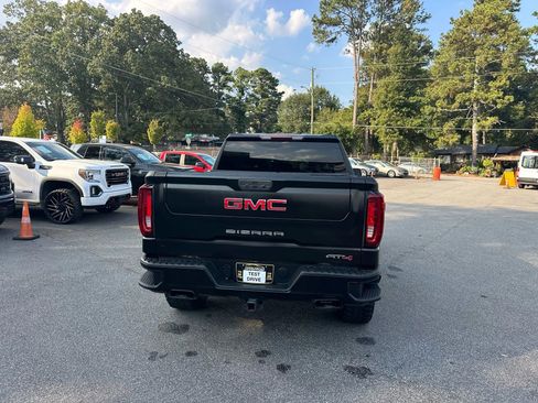 Used 2021 GMC Sierra 1500 AT4 image 4