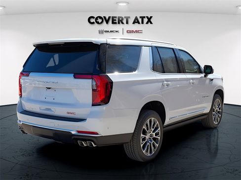 New 2026 GMC Yukon Denali w/ Sun & Power Step Package image 6