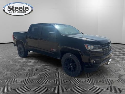 Used 2022 Chevrolet Colorado Z71 w/ Z71 Midnight Edition AWD/4WD image 7
