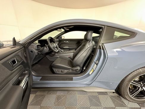 New 2025 Ford Mustang Ecoboost Fastback image 5