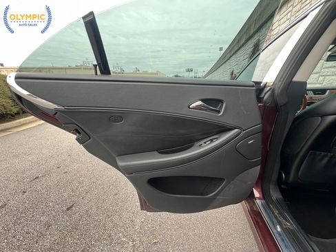 Used 2006 Mercedes-Benz CLS 500 w/ AMG Sport Pkg image 48