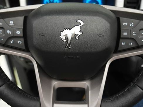 Used 2025 Ford Bronco Badlands AWD/4WD image 44