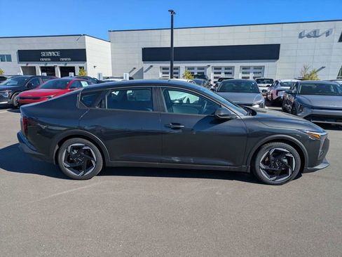 New 2025 Kia K4 EX image 3