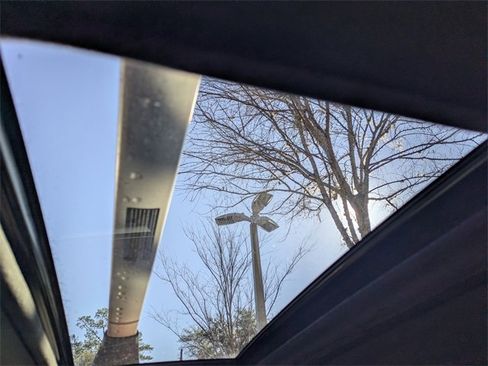 Used 2022 Subaru WRX Premium image 16