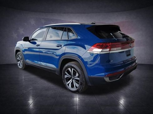 Used 2026 Volkswagen Atlas Cross Sport SE AWD/4WD image 3