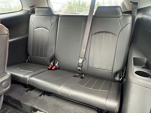 Used 2017 Buick Enclave Leather image 30