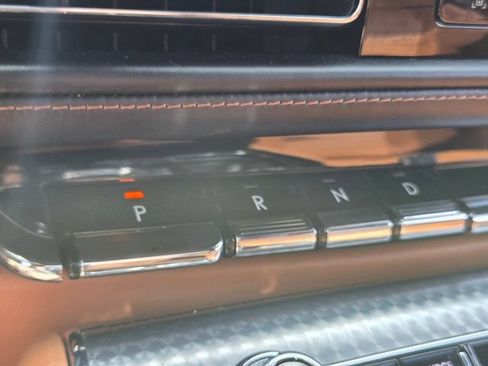 Used 2022 Lincoln Aviator Black Label w/ Dynamic Handling Package AWD/4WD image 30