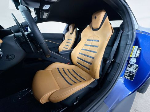 Certified 2021 Ferrari Roma RWD image 9