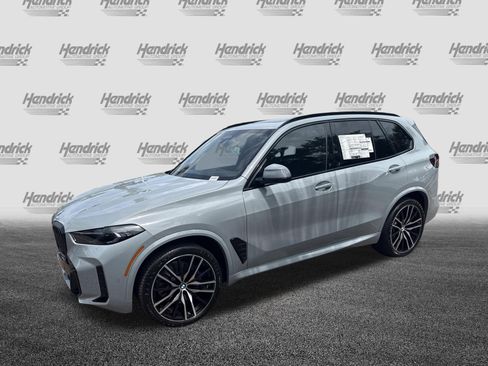 New 2026 BMW X5 xDrive40i w/ M Sport Package AWD/4WD image 5