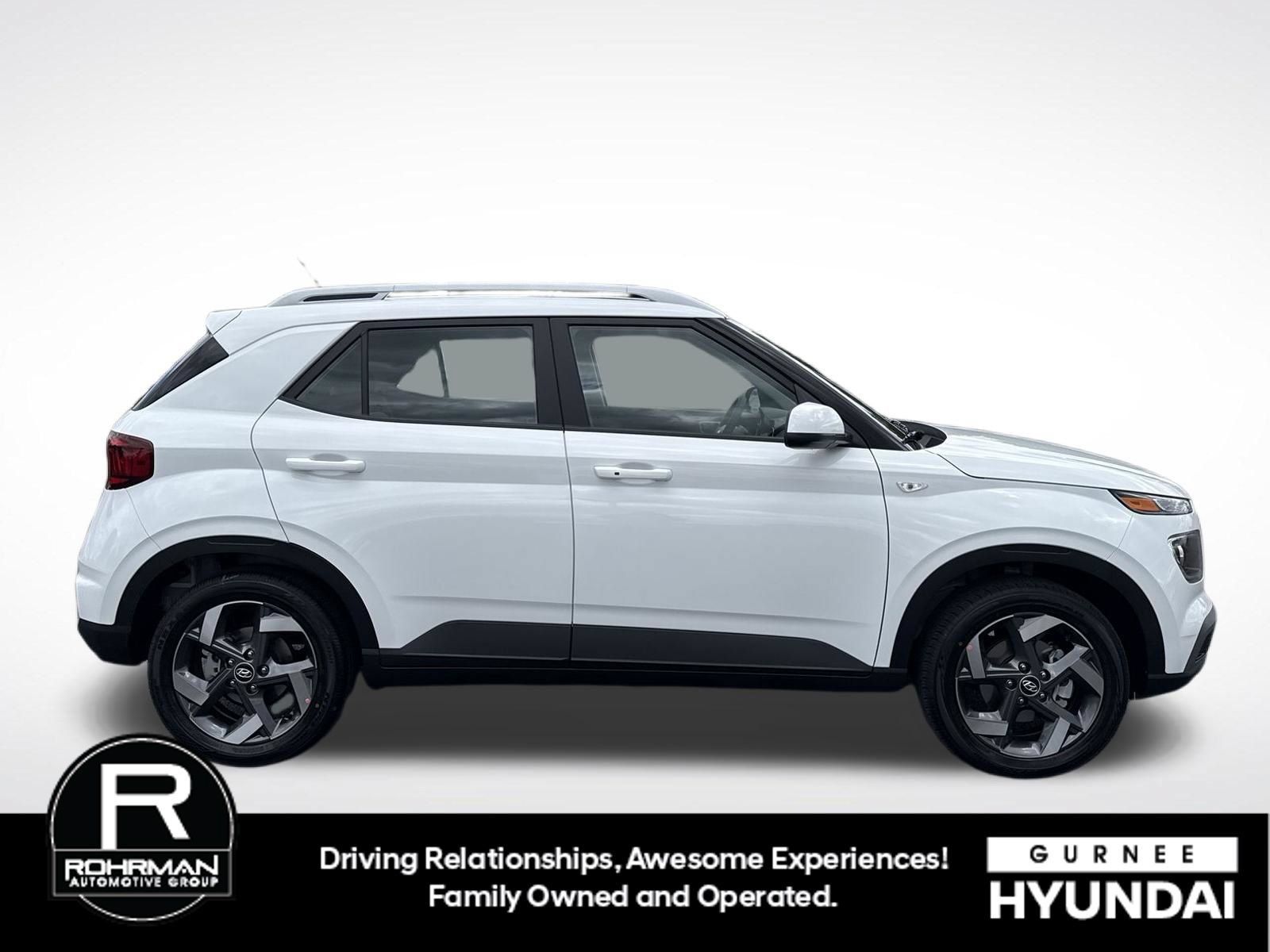 Used 2026 Hyundai Venue SEL FWD image 11