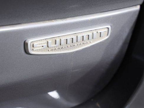 Used 2023 Jeep Grand Cherokee L Summit image 8