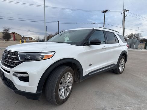 Used 2022 Ford Explorer King Ranch w/ Class IV Trailer Tow Package image 7