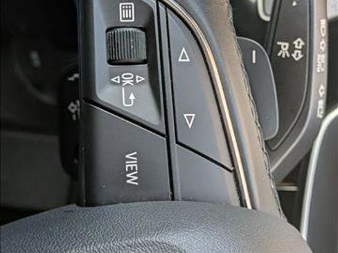 Used 2024 Audi Q3 2.0T Premium image 12