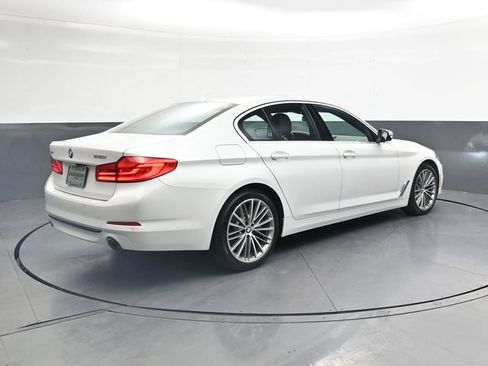 Used 2020 BMW 530i xDrive w/ Premium Package AWD/4WD image 4
