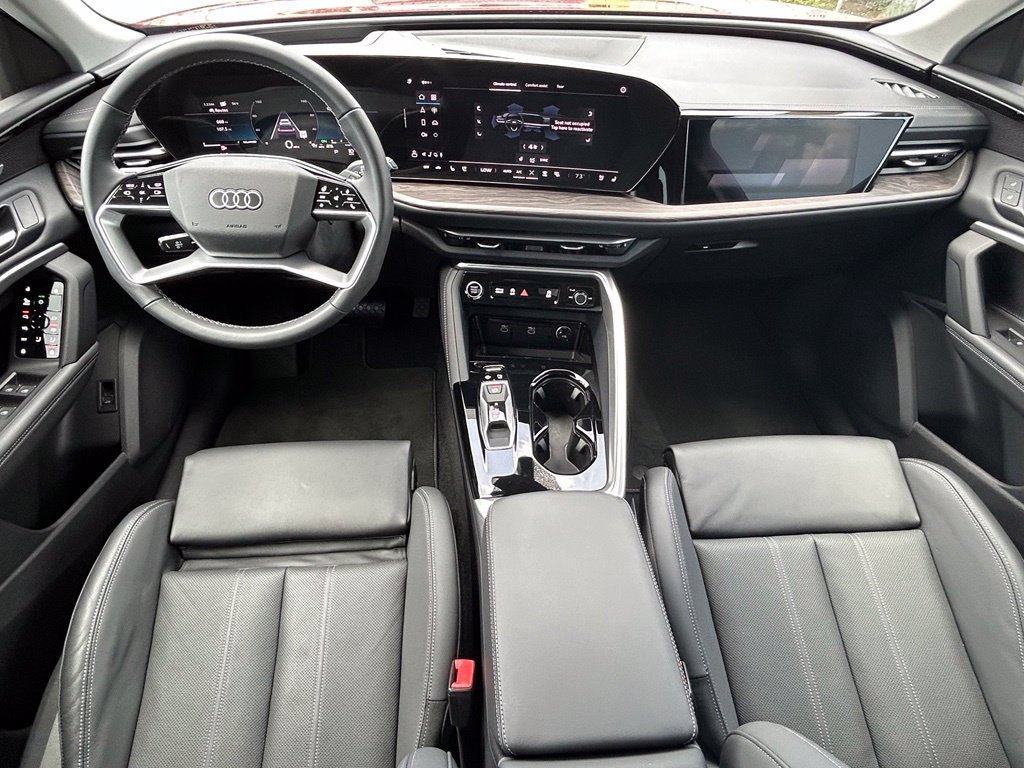 Certified 2025 Audi Q5 Prestige AWD/4WD image 10