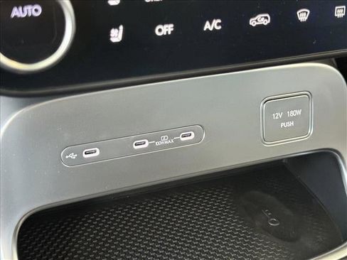 New 2026 Hyundai Ioniq 9 SEL image 21