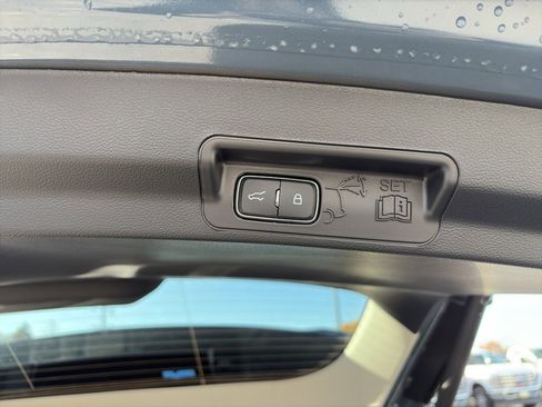 New 2026 Ford Explorer Active w/ Active Comfort Package image 32