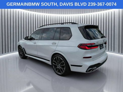Used 2025 BMW X7 M60i AWD/4WD image 7