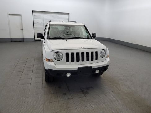 Used 2017 Jeep Patriot Sport w/ Power Value Group AWD/4WD image 14