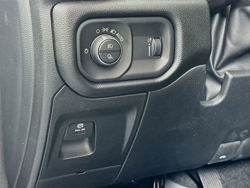 New 2026 RAM 1500 Classic Warlock image 10