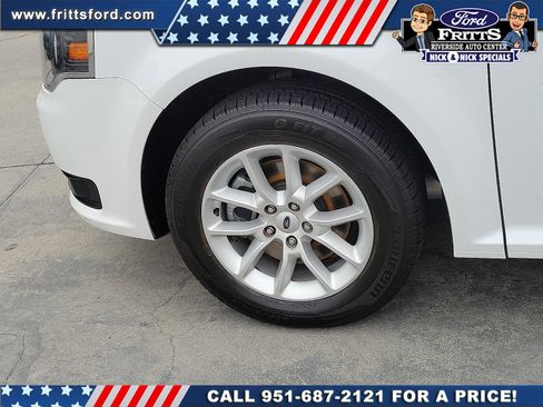 Certified 2019 Ford Flex SE FWD image 18