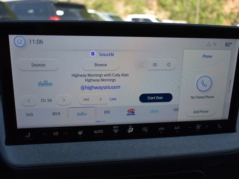 New 2026 Ford Maverick XLT w/ XLT Luxury Package FWD image 28