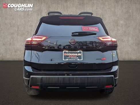 Certified 2025 Nissan Rogue SV image 6