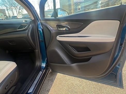 Used 2019 Buick Encore Essence image 30