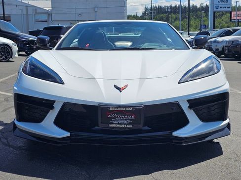 Used 2021 Chevrolet Corvette Stingray Preferred Conv w/ Z51 Performance Package RWD image 8
