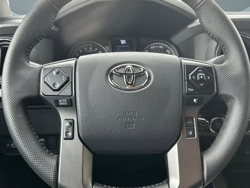 Used 2023 Toyota Tacoma TRD Sport image 16