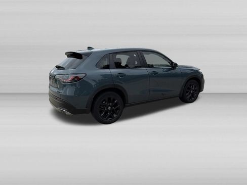 Used 2023 Honda HR-V Sport image 4