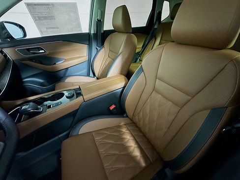 New 2026 Nissan Rogue Platinum w/ Platinum Premium Package image 11