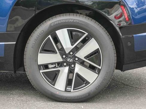 New 2026 Hyundai Ioniq 9 SEL image 10