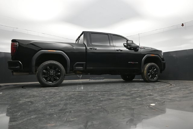 Used 2025 GMC Sierra 2500 AT4 AWD/4WD image 73