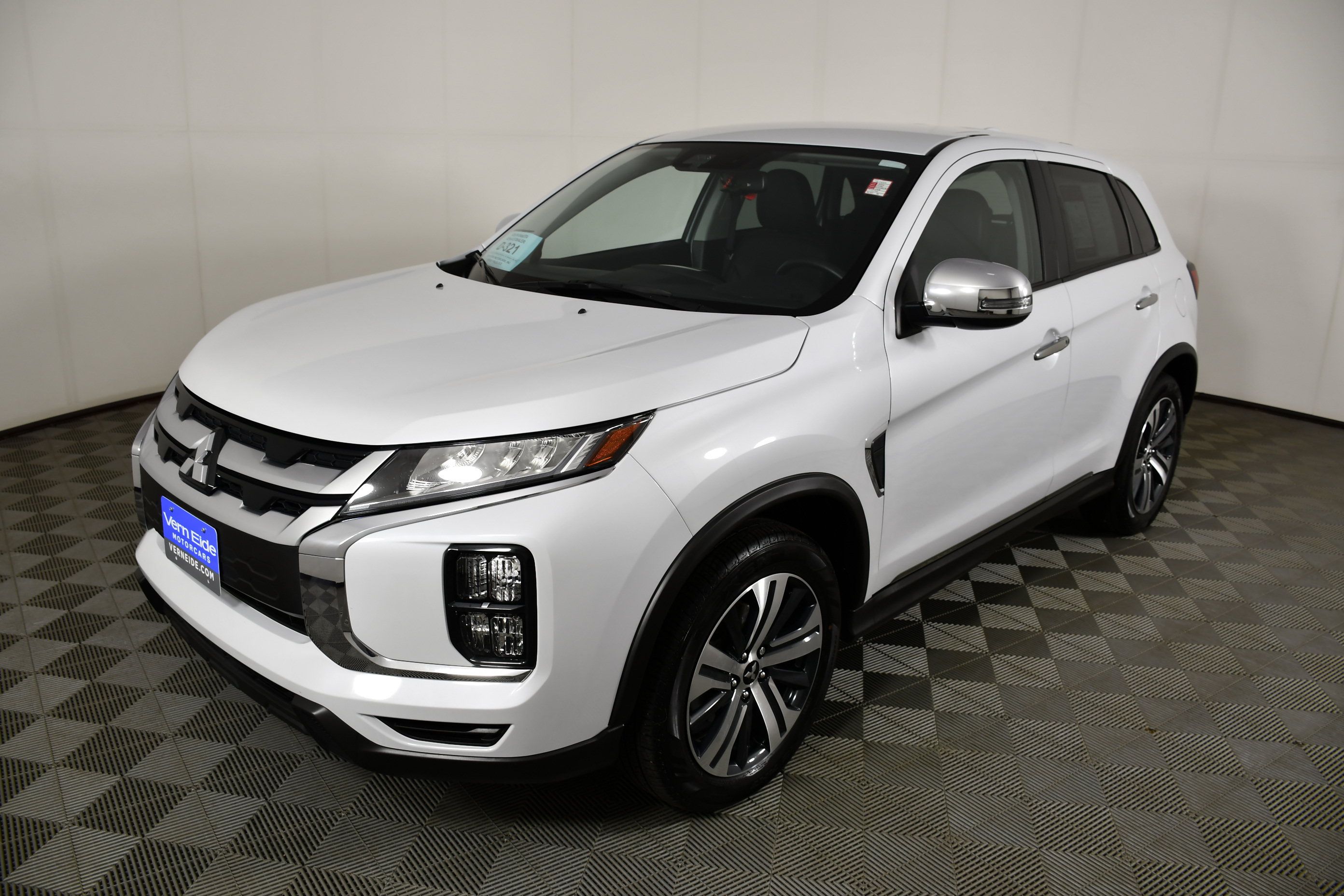 Used 2024 Mitsubishi Outlander Sport SE AWD/4WD image 10