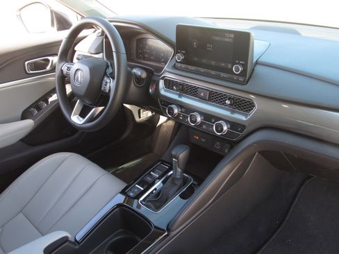 Certified 2025 Acura Integra image 10